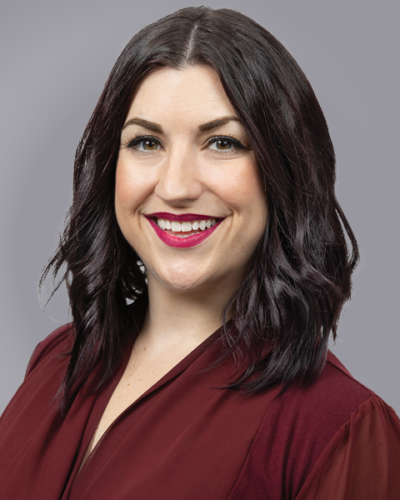 Liz New Headshot